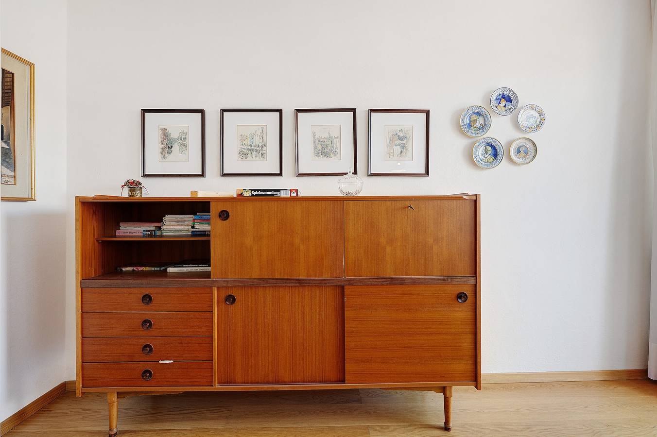 Entire apartment, Apartment 'Marta' with Mountain View, Balcony and Wi-Fi in Cavalese, Fleimstaler Alpen