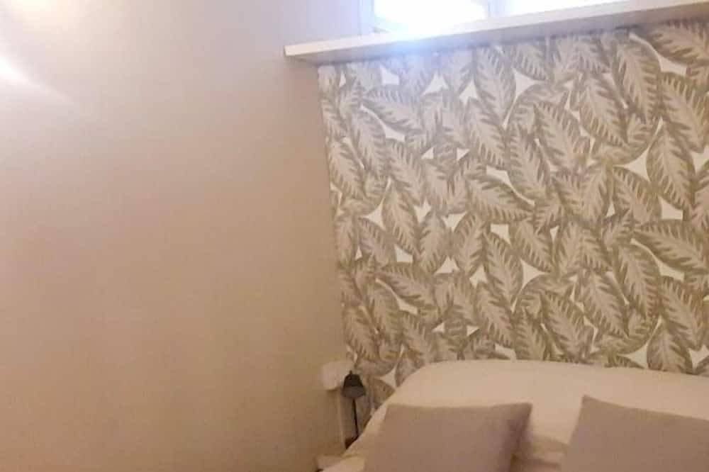 Apartamento entero, Charming 1-bedroom loft in delightful Imola with Wifi, Ac and private garden in Imola, Provincia de Bologna