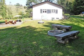 Ferienhaus für 7 Personen, mit Garten, mit Haustier in Markgraeflerland