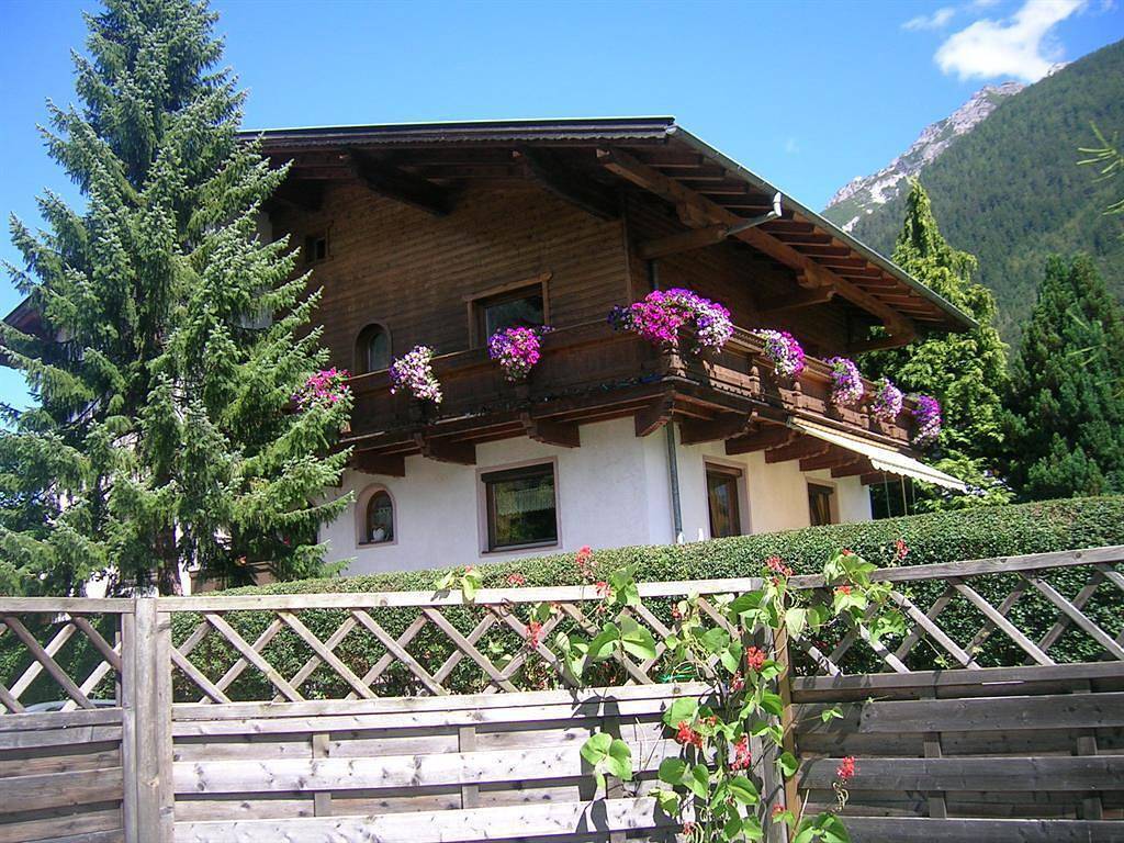 Ganze Ferienwohnung, Sonjas Appartement in Stubaier Alpen, Neustift im Stubaital