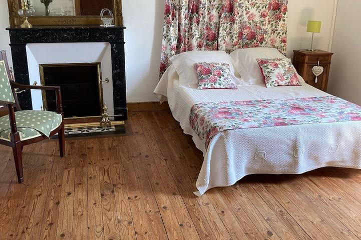 Gîte pour 6 personnes, avec terrasse et jardin à Bouniagues - 2