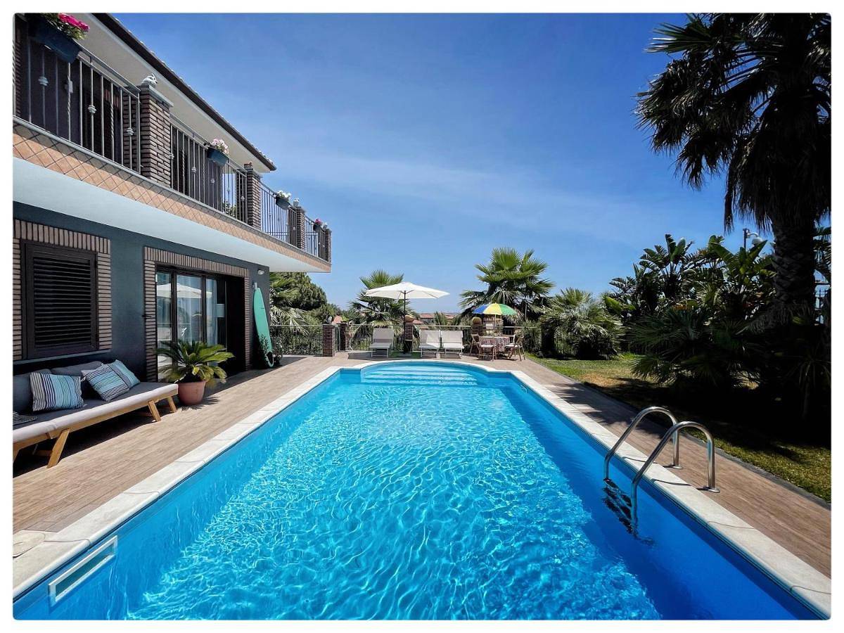 Etna Pool Villa Catania-Sea view in Mascalucia, Catania e dintorni