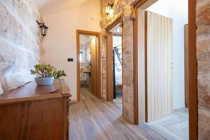 Awesome home in Cista Provo in Cista Provo, Makarska Riviera