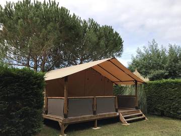 Camping pour 5 Personnes dans Vendays-Montalivet, Région de Lesparre-Médoc, Photo 1