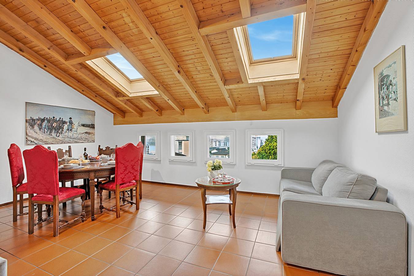 Ganze Wohnung, Attico a Caslano in Caslano, Luganersee