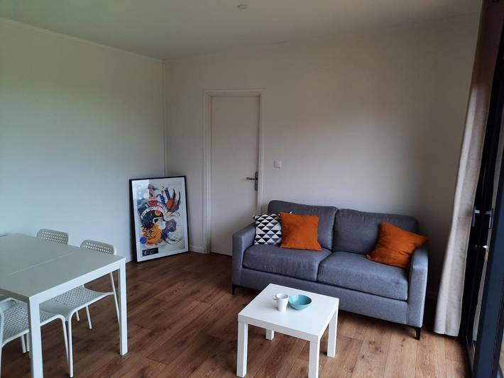 Location de vacances pour 4 personnes, avec vue ainsi que terrasse et jardin à Les Châtelliers-Châteaumur - 4