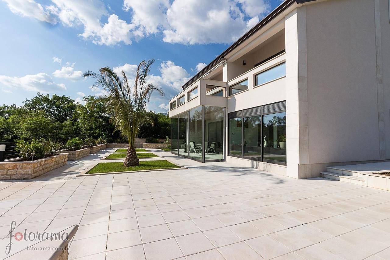 Luxury villa with a swimming pool Dolinci, Crikvenica - 13914 in Grizane, Primorje-Gorski Kotar