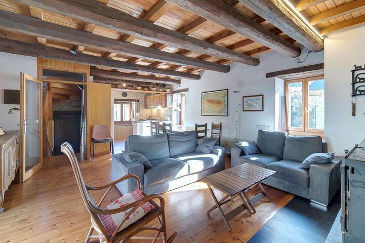 Location de vacances pour 14 personnes, avec vue et jardin dans Gessa - 4