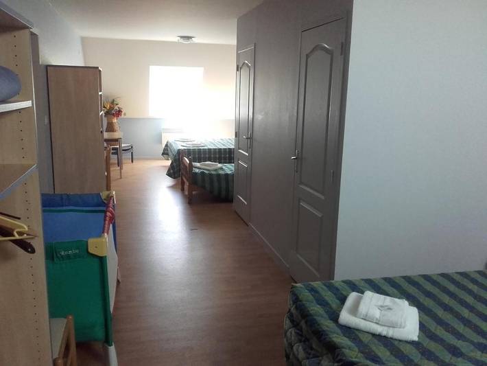 Gîte pour 4 personnes, avec terrasse ainsi que vue et jardin à Mansigné - 3