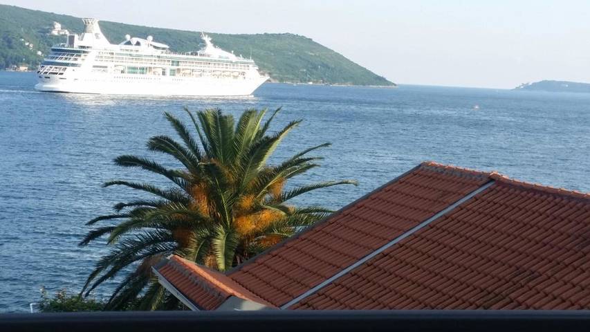 Apartament wakacyjny dla 3 osób, z Taras i Ogród oraz Widok w Herceg Novi