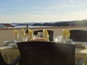 Ferienwohnung für 6 Personen, mit Garten auf Pasman