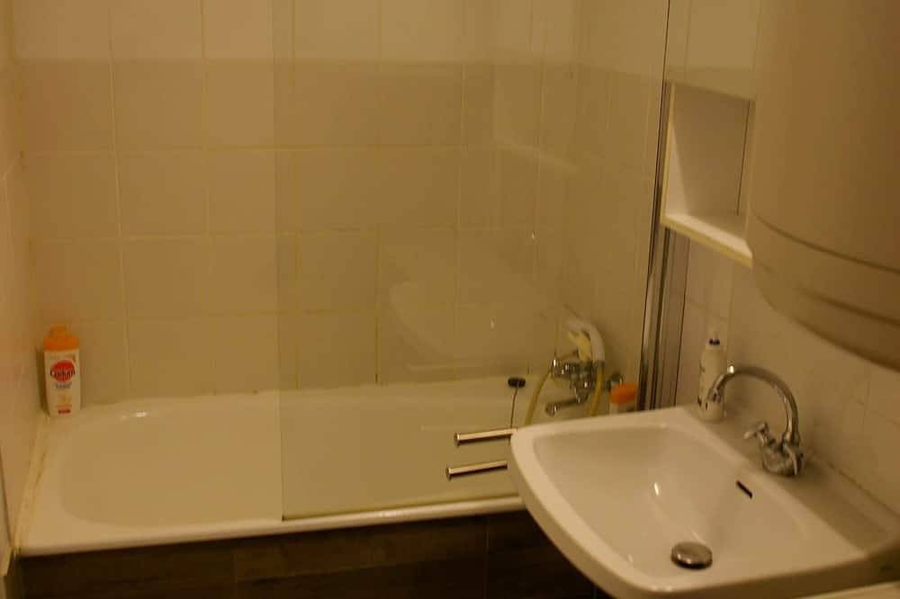 Appartement entier, Le temeraire appartement in Charolles, Région de Charolles