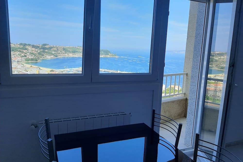 Ganze Wohnung, Apartment with incredible views of the Pontevedra estuary in Bueu, Rías Baixas