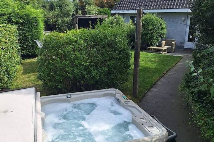 Vakantiehuis voor 6 personen, met whirlpool en tuin, met huisdier in Noordwijk