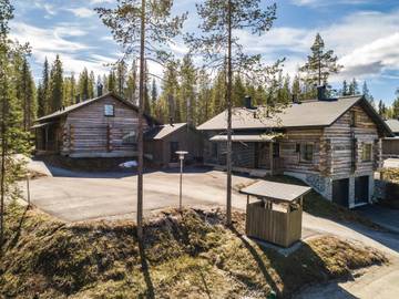 Gîte pour 5 personnes, avec sauna dans Levi