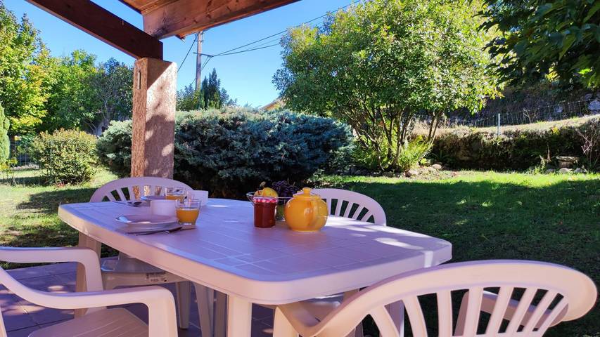 Gîte pour 4 personnes, avec jardin à Tarascon-sur-Ariège - 3