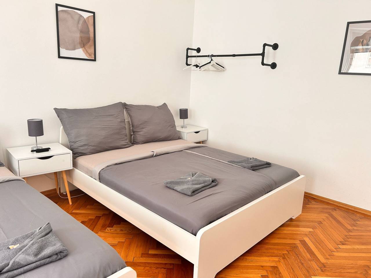 Apartamento entero, Apartment 15A in Viena, Bosques de Viena
