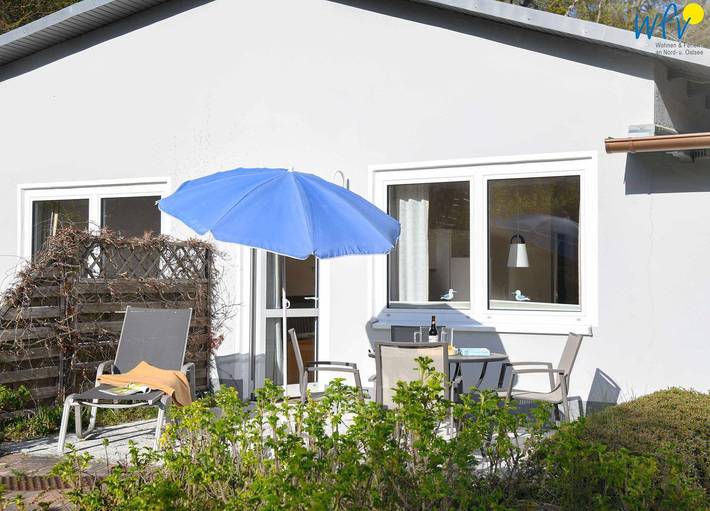 Ganze Wohnung, „Gemütliche Ferienwohnung mit Terrasse nahe der Ostsee!“ in Göhren, Rügen