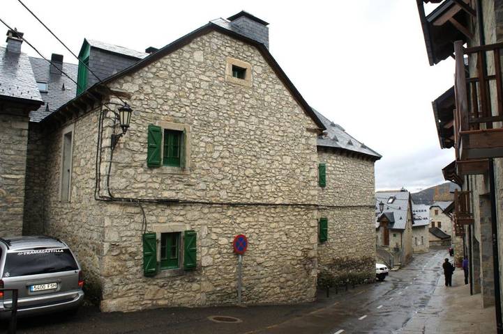 Apartamento de vacaciones para 4 personas, con vistas y balcón en Valle de Tena - 3