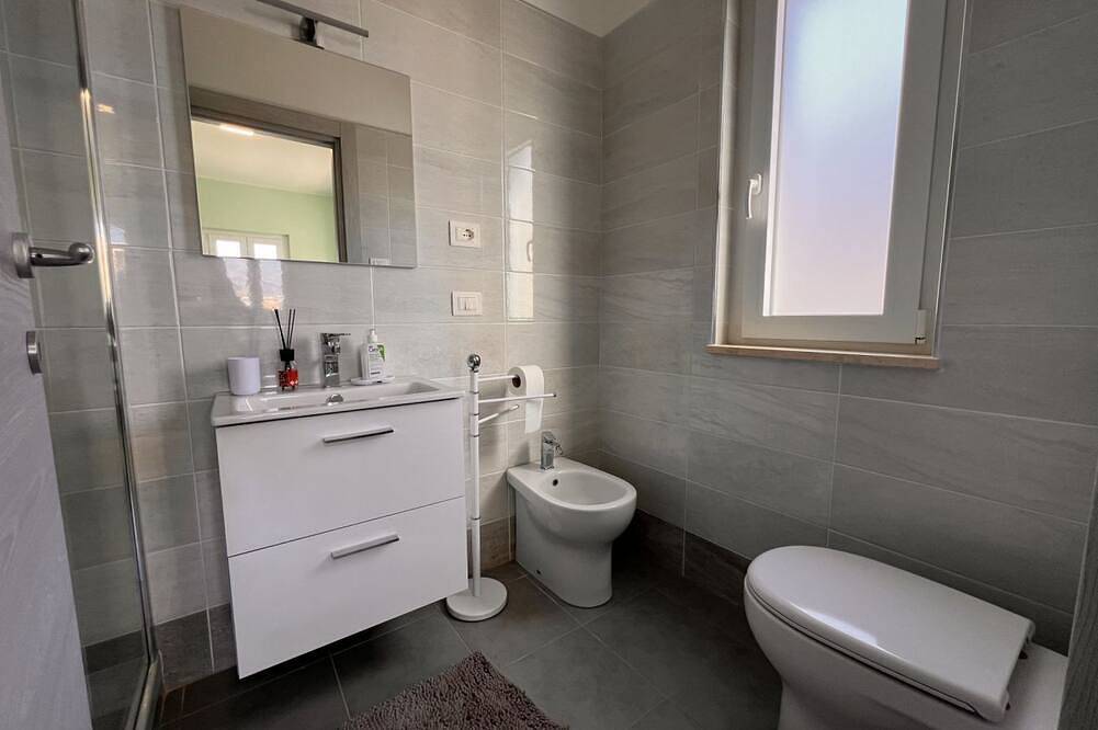 Apartamento entero, Acogedor y moderno apartamento a un paso del mar. in Paula (desambiguación), Costa Tirrénica Calabria