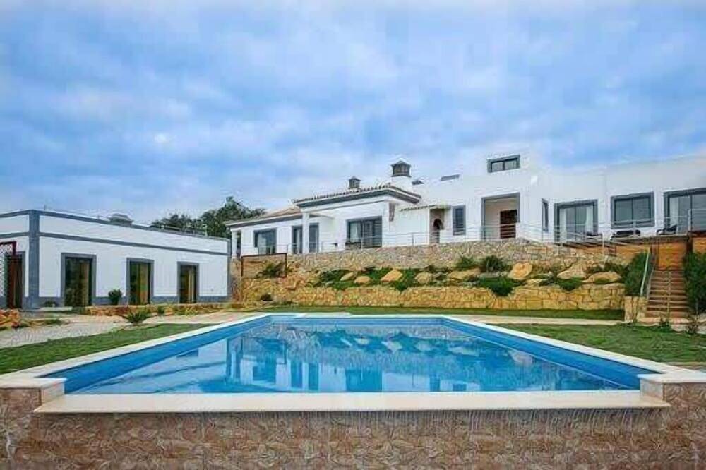 Villa Areias Ii - Beautiful landscape garden in Estoi, Faro