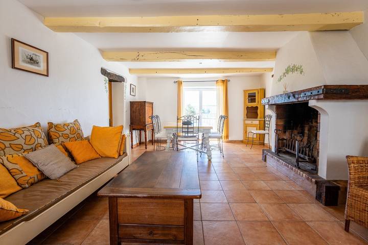 Ferienhaus „Bastide de Marius“ mit Gemeinschaftspool, Terrasse und Wlan in Redortiers, Forcalquier und Umgebung