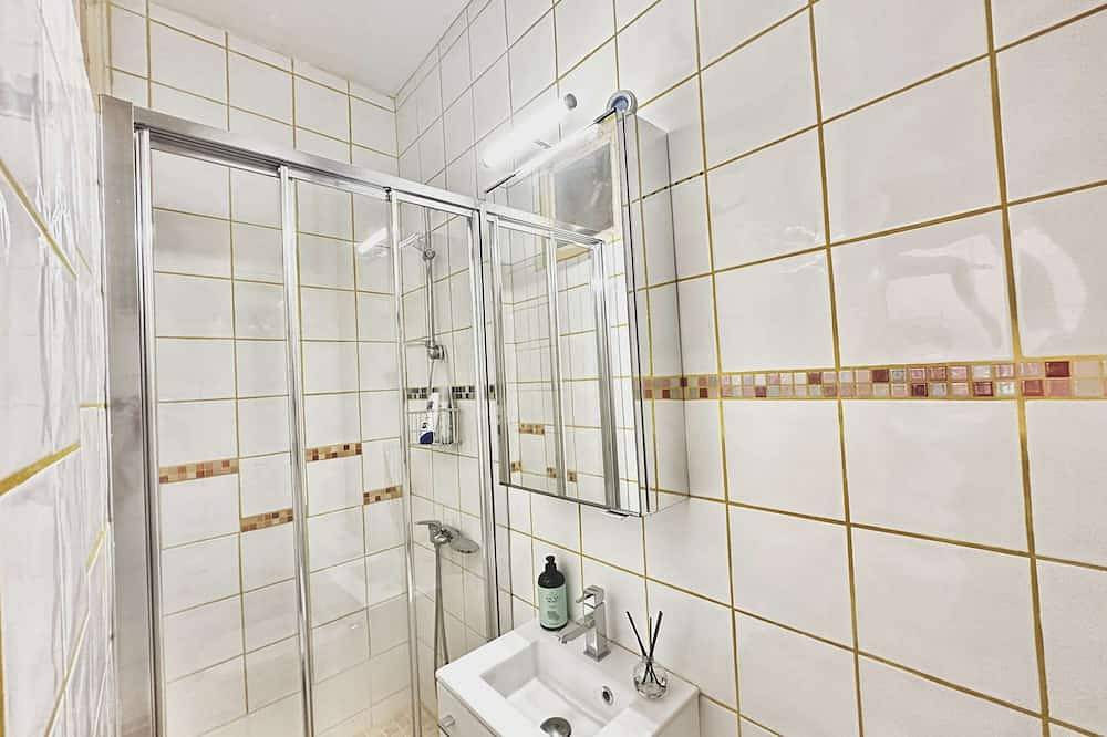 Apartamento entero, Bel Horizon, charming apartment with balcony and sea view in Luc-sur-Mer, Región de Caen