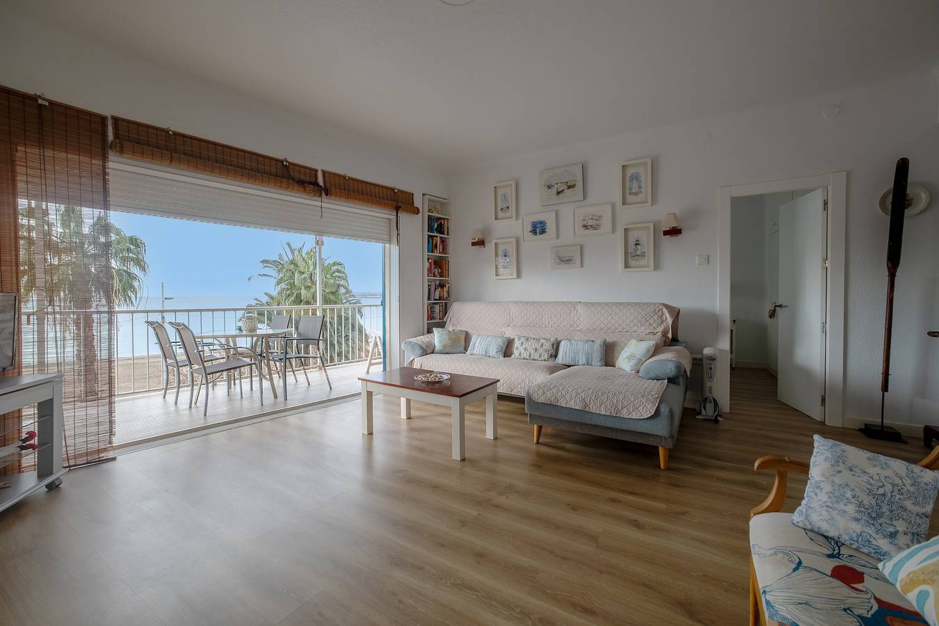 Apartamento entero, Apartamento 'Piso Frente Playa De La Colonia' con Vista al Mar, Terraza Privada y Wi-Fi in Águilas, Costa Cálida