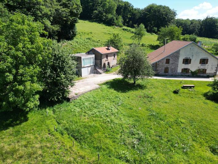 Location de vacances pour 4 personnes, avec Jardin et Sauna ainsi que Vue sur le lac et Vue à Saint-Colomban - 2