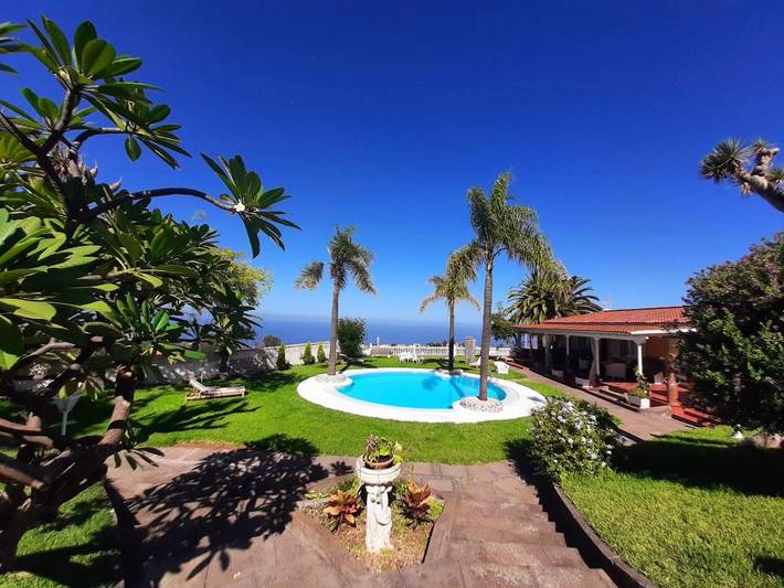 Finca für 20 Personen, mit Pool und Ausblick sowie Garten in Los Realejos