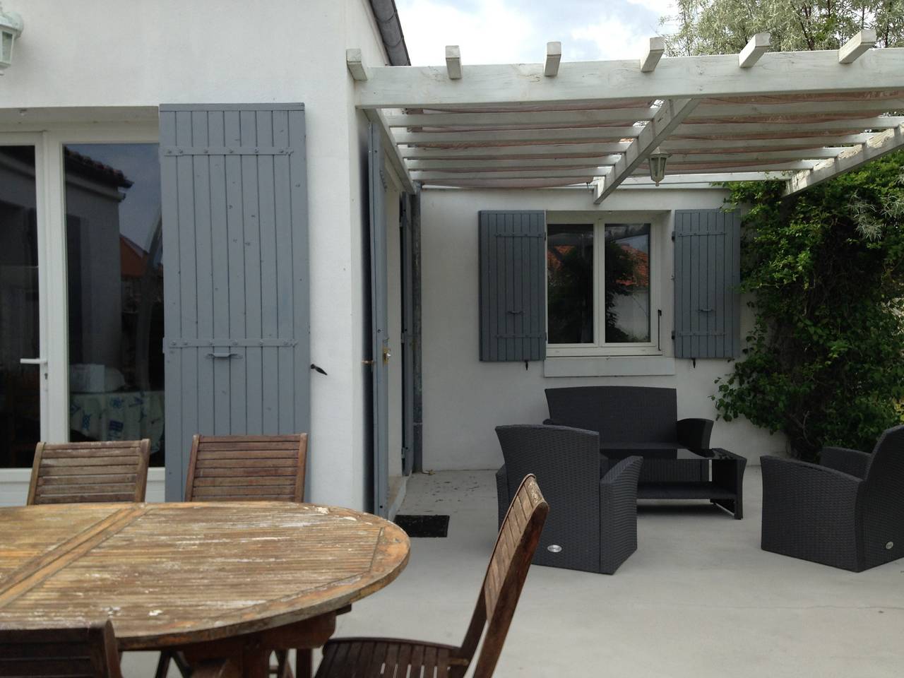 Maison de vacances 'Entre Vignes Et Plage' avec terrasse privée et jardin privé in Dolus-d'Oléron, Côte de Beauté