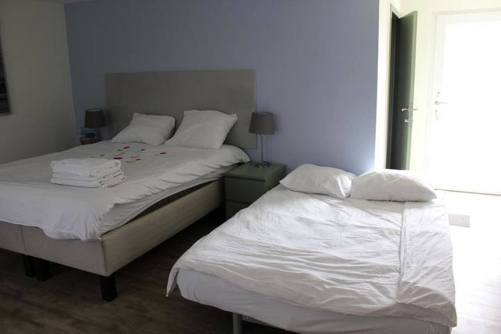 Location de vacances pour 5 personnes, avec terrasse, animaux acceptés à Dilsen-Stokkem