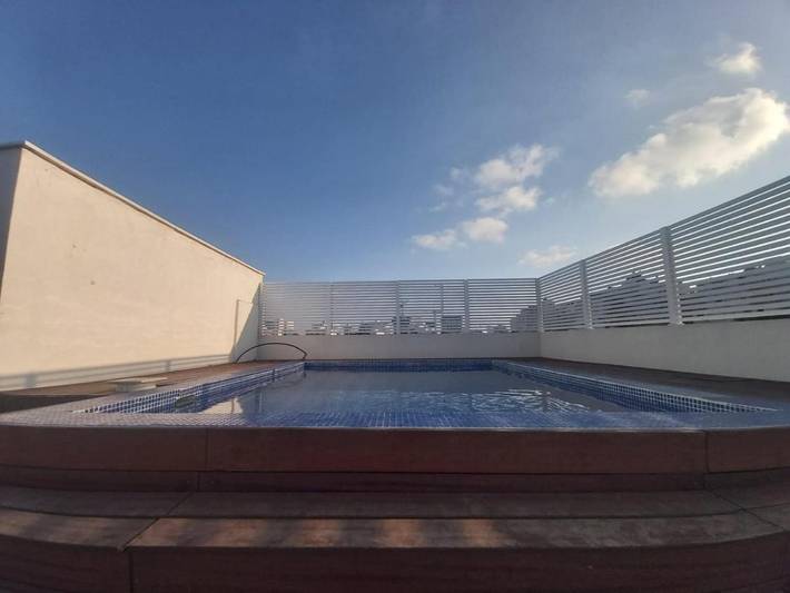 Apartamento de vacaciones para 12 personas, con balcón además de piscina y vistas - 1