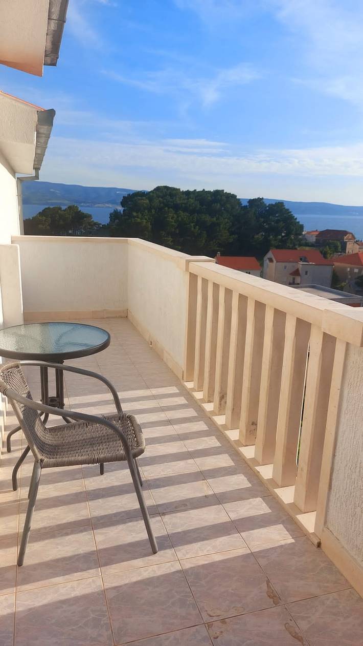 Studio für 2 Personen, mit Balkon in Omis