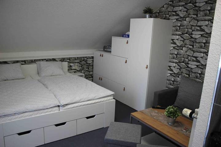 Ferienwohnung für 4 Personen, mit Balkon und Terrasse sowie Garten und Sauna in Mitterfirmiansreut