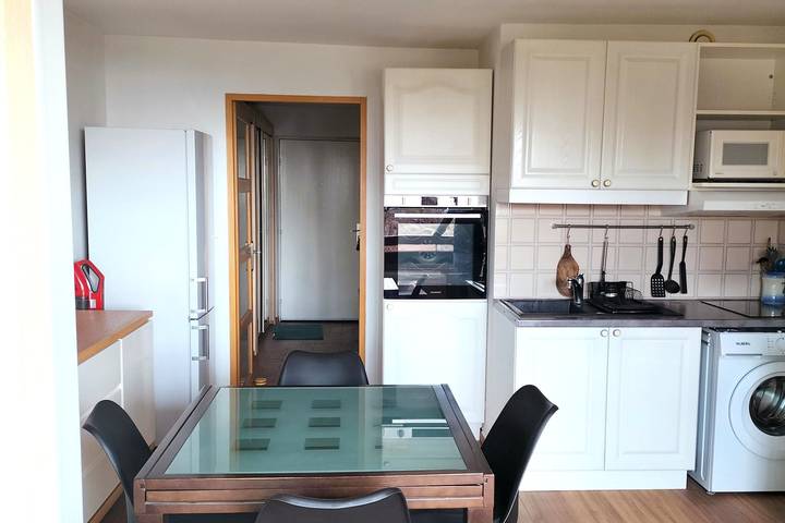 Gîte pour 2 personnes, avec Piscine dans La Coudoulière - 4