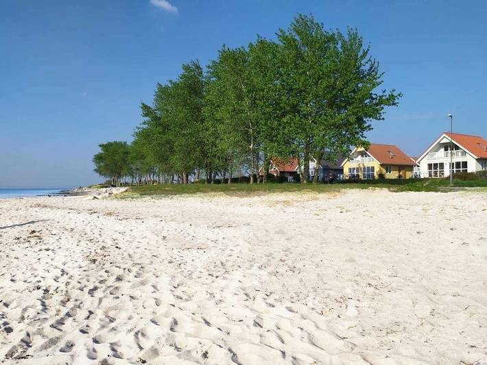 Ferienhaus für 6 Personen, mit Garten und Whirlpool sowie Sauna und Balkon in Schleswig-Holstein - 2