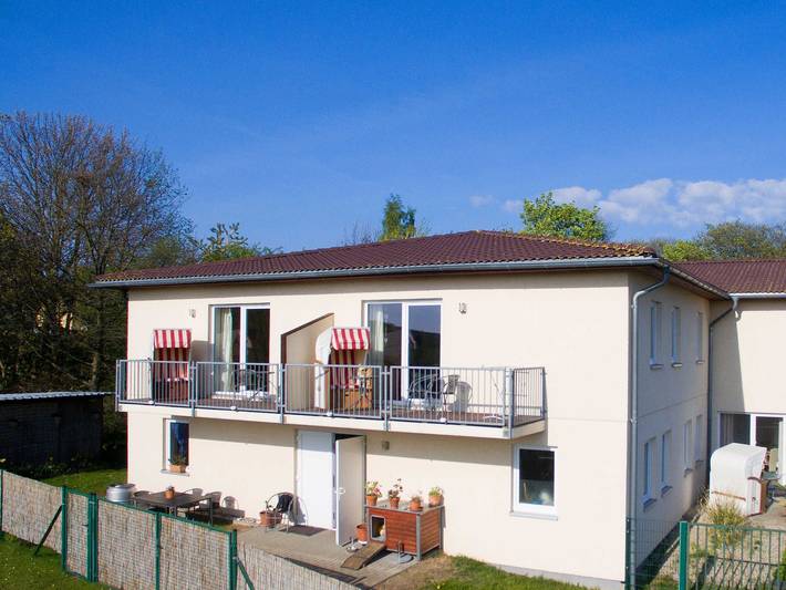 Ferienwohnung für 2 Personen, mit Garten und Balkon, kinderfreundlich in Göhren - 2