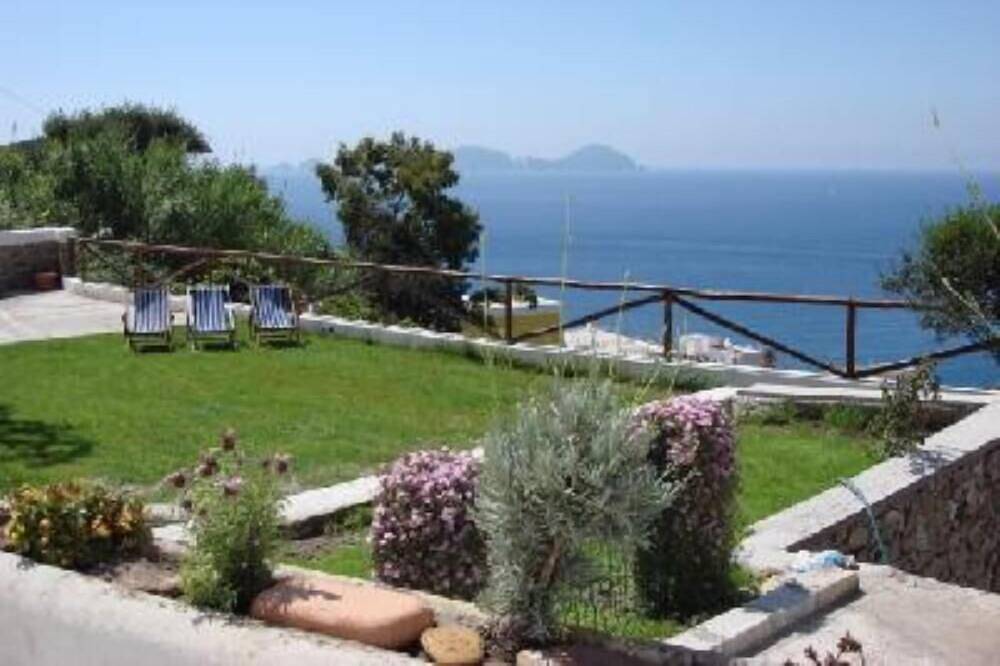 Exclusive Pool and Garden Villa Sunset Seaview in Ponza, Latium
