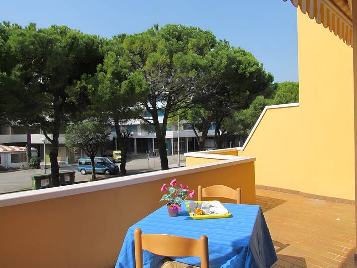 Ferienwohnung für 8 Personen, mit Balkon in Bibione - 2