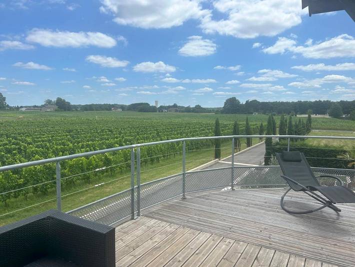 Chambre d’hôte pour 2 personnes, avec balcon à Puybarban