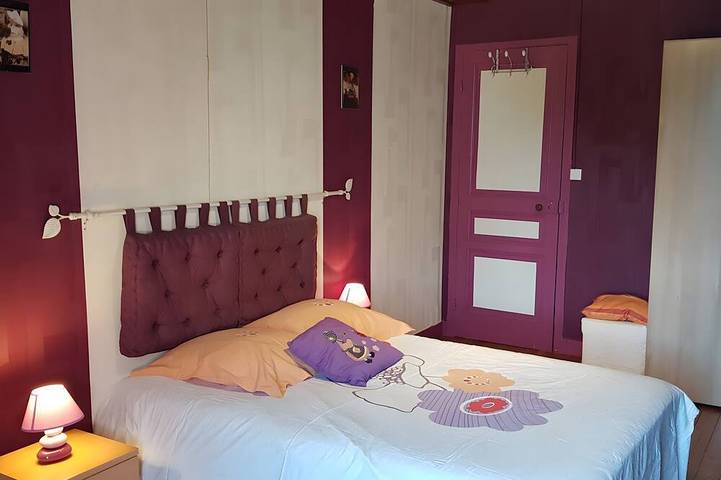 Location de vacances pour 7 personnes, avec jardin et terrasse à Notre-Dame-de-Cenilly - 2