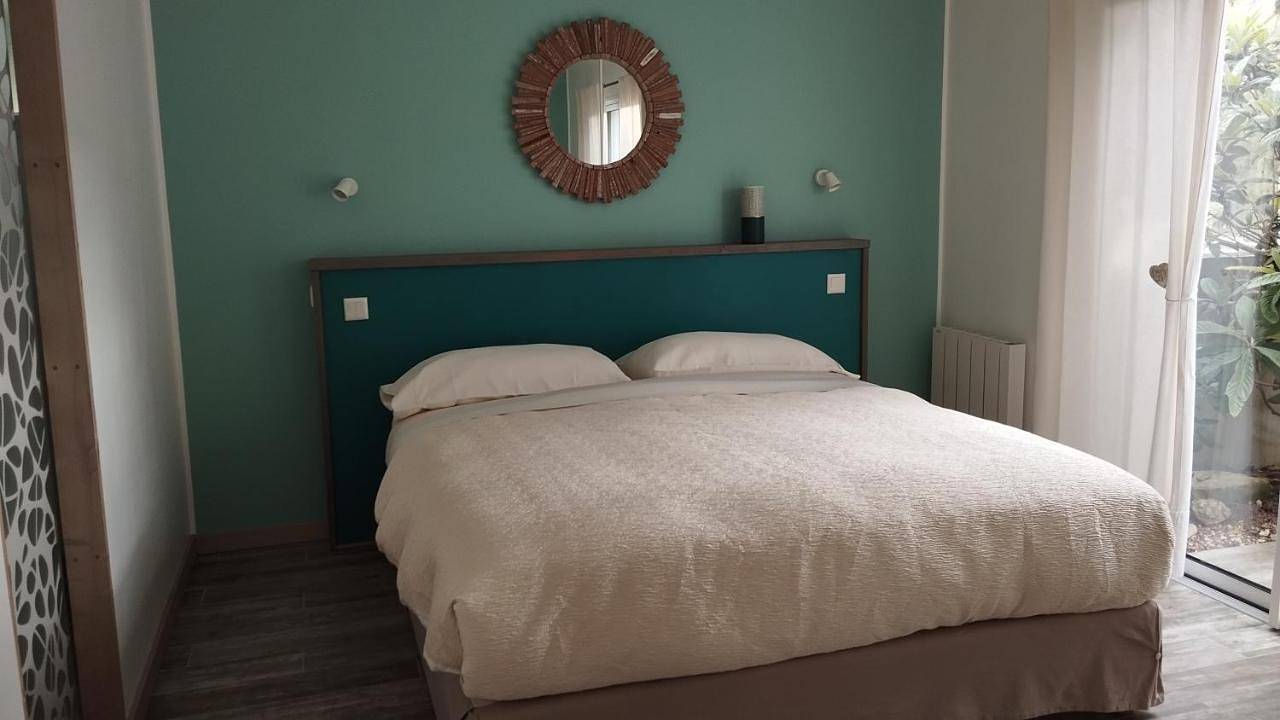 One-Bedroom House in Saint-Xandre, Région de La Rochelle