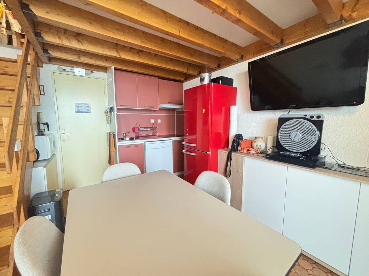 Appartement entier, Saint-Cyprien - Duplex 2 chambres avec terrasse et parking privé in Saint-Cyprien, Côte méditerranéenne (France)