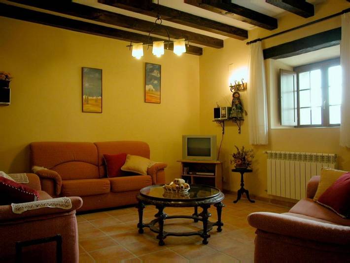 Casa rural para 12 personas, con Balcón además de Jardín y Vistas en Araiz - 2