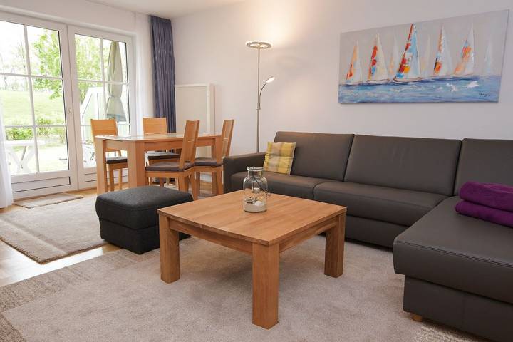 Ferienwohnung für 4 Personen, mit Terrasse und Ausblick in Büsumer Deichhausen - 2