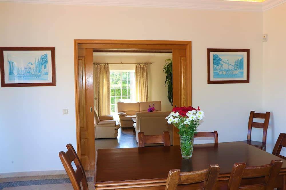 Luxury Family Villa with Private heated Pool, Tennis Court, Putting Green in Almancil, Parque Natural da Ria Formosa