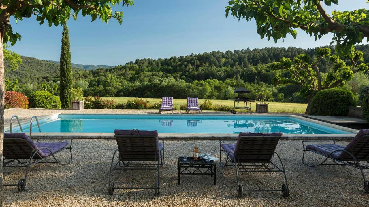 Luberon - Mas du Grand Saint Julien in Rustrel, Parc naturel régional du Luberon