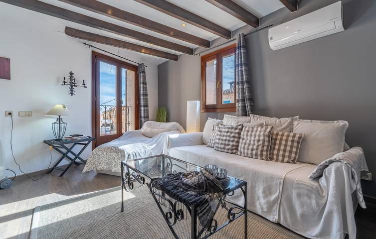 Apartamento vacacional entero, Acogedor apartamento en Selva con aire acondicionado, cocina e Internet in Moscari, Selva (Mallorca)