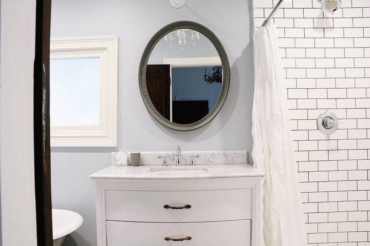 Vacation rental for 10 people, with yard in Franklin